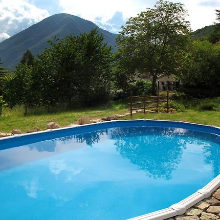 B&B Cascina Dell'Orso Castelsantangelo sul Nera Esterno foto