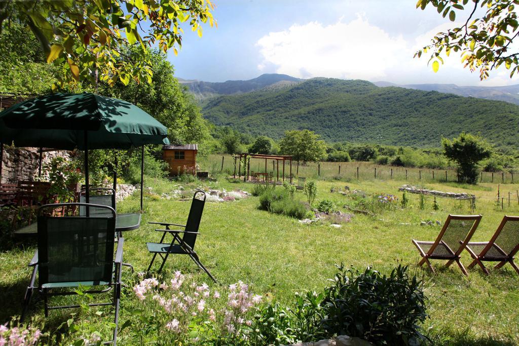 B&B Cascina Dell'Orso Castelsantangelo sul Nera Esterno foto
