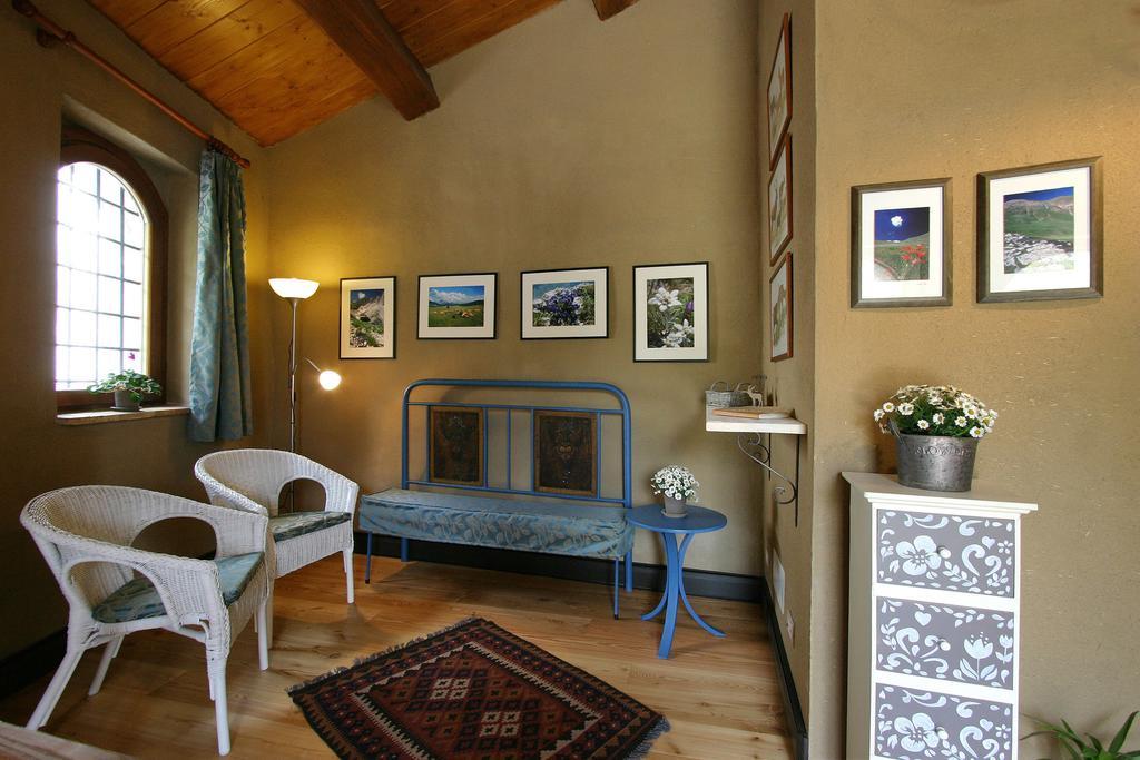 B&B Cascina Dell'Orso Castelsantangelo sul Nera Esterno foto